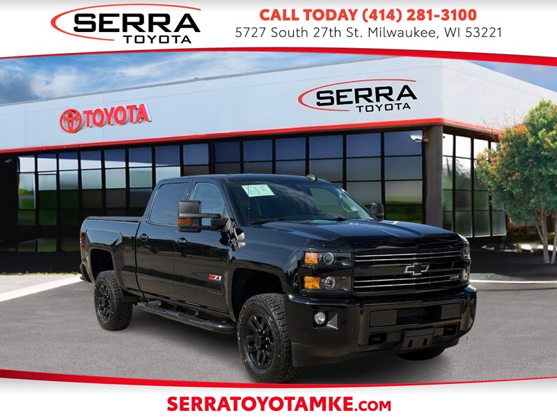 Chevrolet Silverado 2500HD Vehicle Full-screen Gallery Image 01