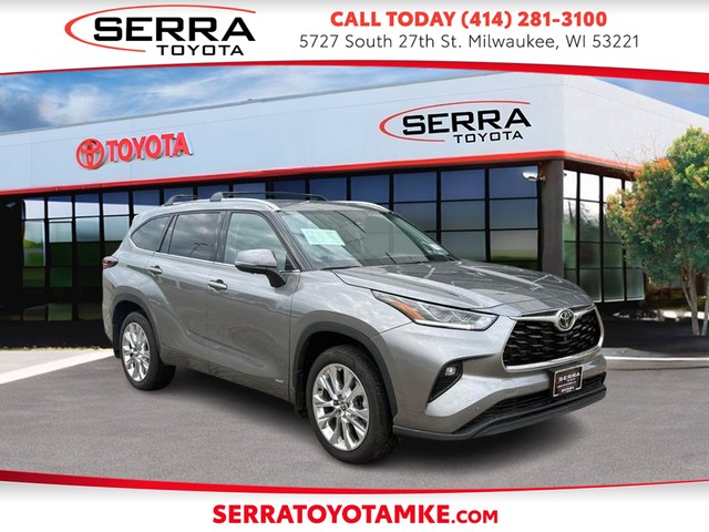Milwaukee WI 2025 Toyota Highlander more details - toyota highlander