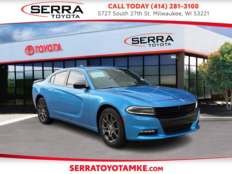 Dodge Charger Vehicle Full-screen Gallery Image 01