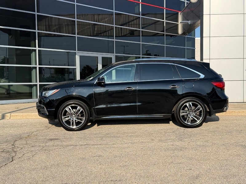 Acura MDX Vehicle Full-screen Gallery Image 32