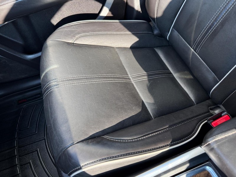 Acura MDX Vehicle Full-screen Gallery Image 54
