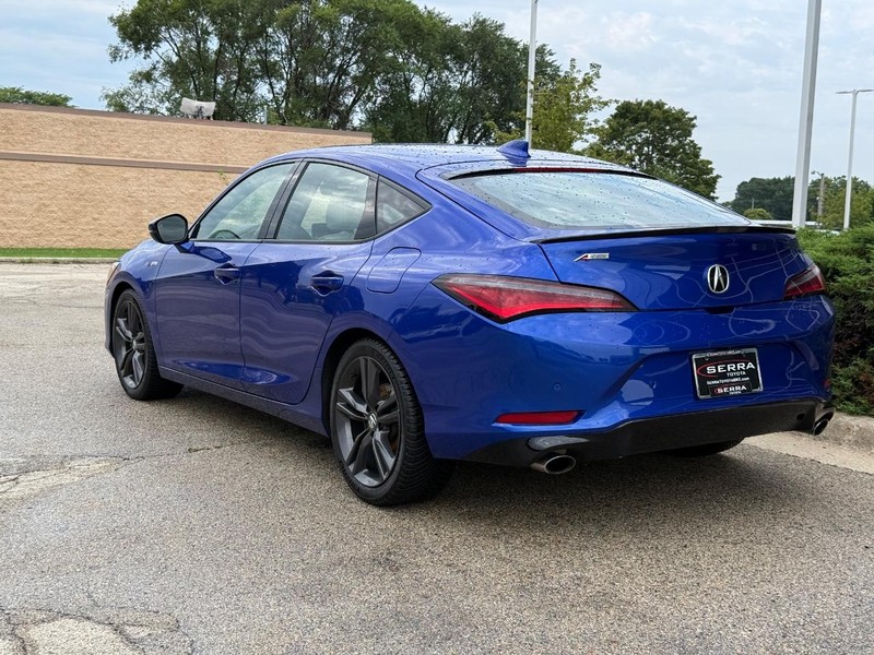 Acura Integra Vehicle Full-screen Gallery Image 05