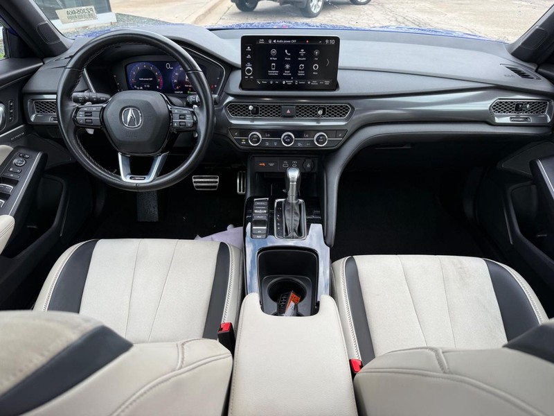 Acura Integra Vehicle Full-screen Gallery Image 13