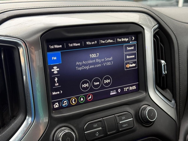 Chevrolet Silverado 1500 Vehicle Full-screen Gallery Image 23