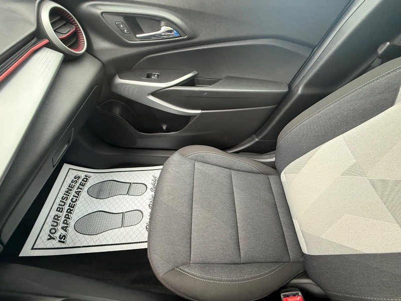 Chevrolet Trax Vehicle Full-screen Gallery Image 20