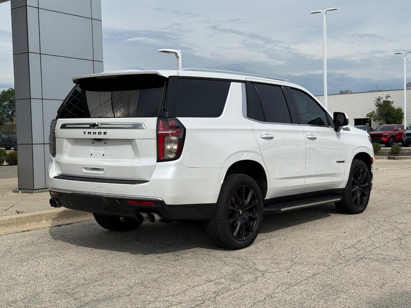 Chevrolet Tahoe Vehicle Full-screen Gallery Image 03