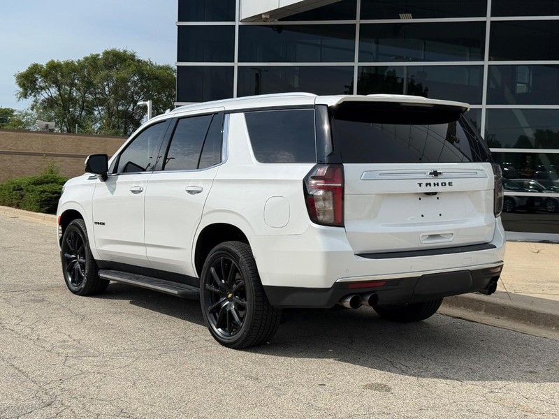 Chevrolet Tahoe Vehicle Full-screen Gallery Image 05