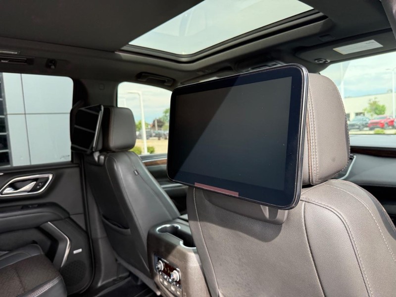 Chevrolet Tahoe Vehicle Full-screen Gallery Image 17
