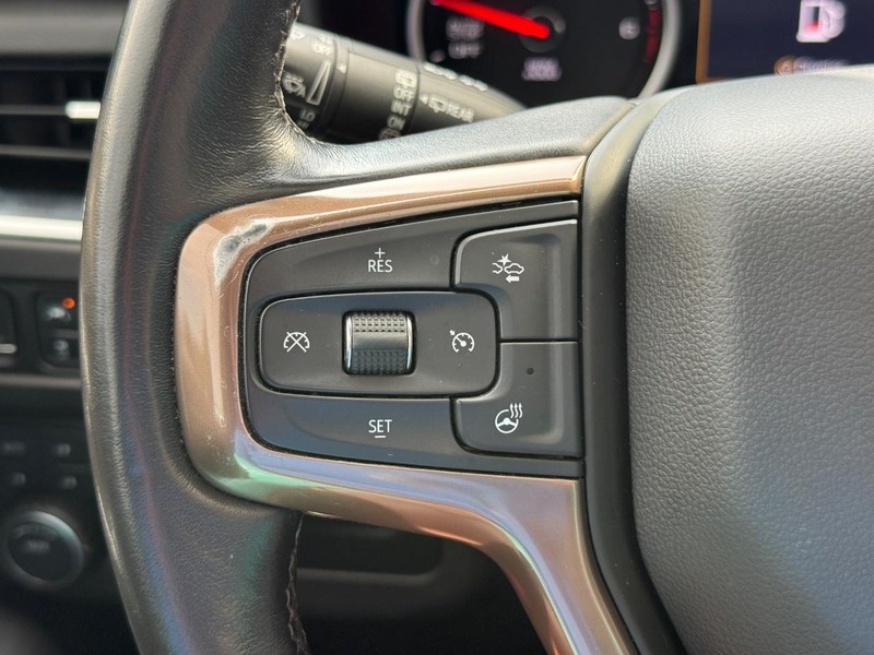 Chevrolet Tahoe Vehicle Full-screen Gallery Image 22