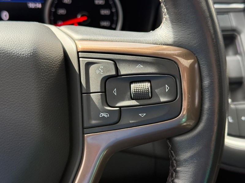 Chevrolet Tahoe Vehicle Full-screen Gallery Image 23