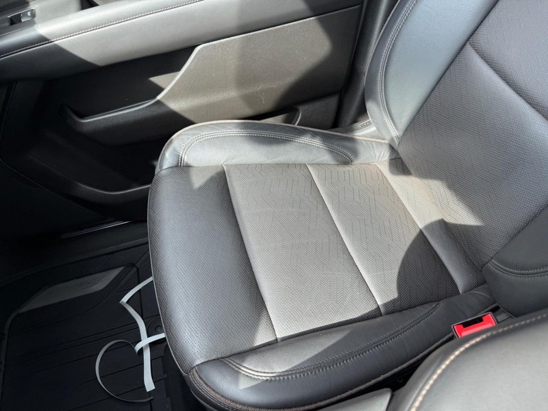 Chevrolet Tahoe Vehicle Full-screen Gallery Image 28