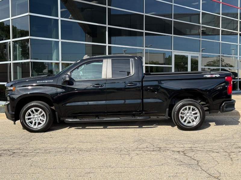 Chevrolet Silverado 1500 Vehicle Full-screen Gallery Image 07