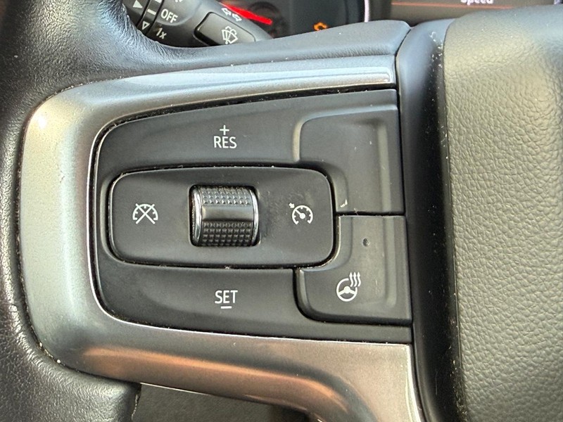 Chevrolet Silverado 1500 Vehicle Full-screen Gallery Image 15