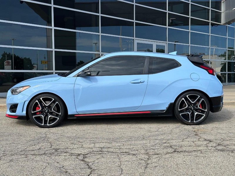 Hyundai Veloster N Vehicle Full-screen Gallery Image 07