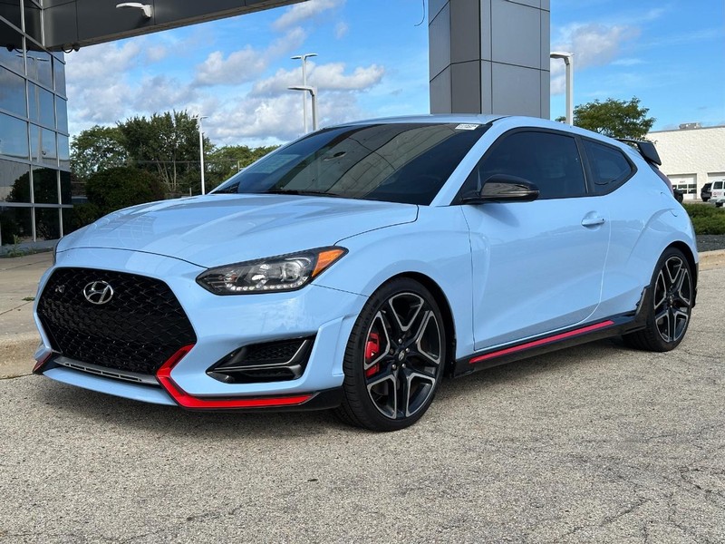 Hyundai Veloster N Vehicle Full-screen Gallery Image 08