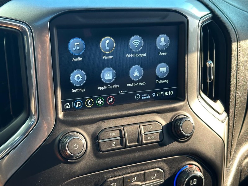 Chevrolet Silverado 1500 Vehicle Full-screen Gallery Image 19