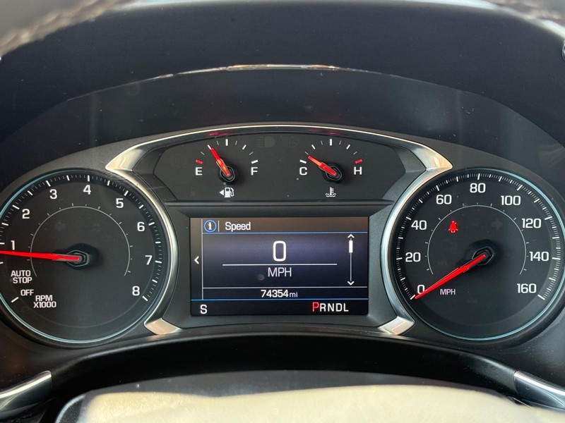 Chevrolet Equinox Vehicle Full-screen Gallery Image 22