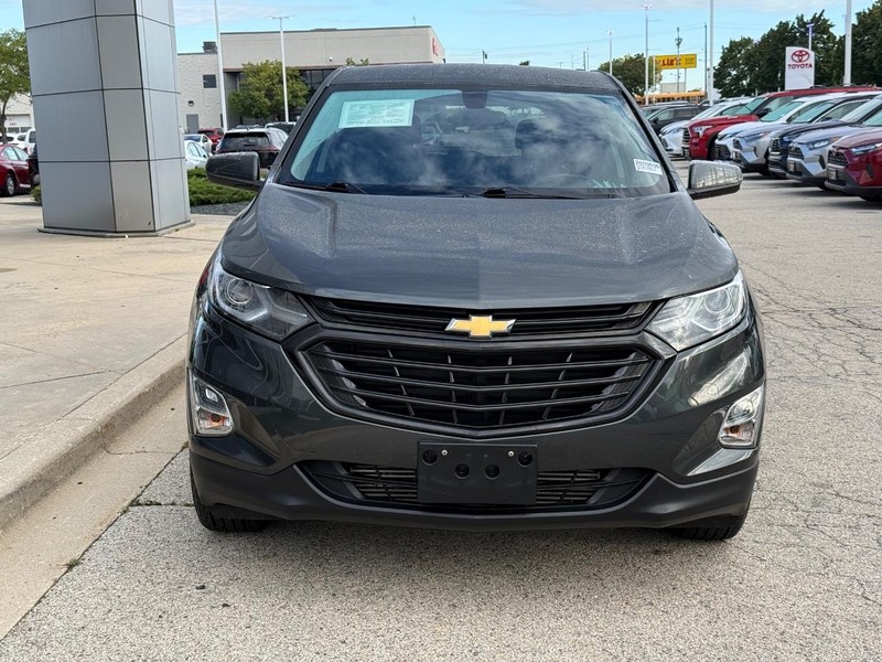 Chevrolet Equinox Vehicle Full-screen Gallery Image 08
