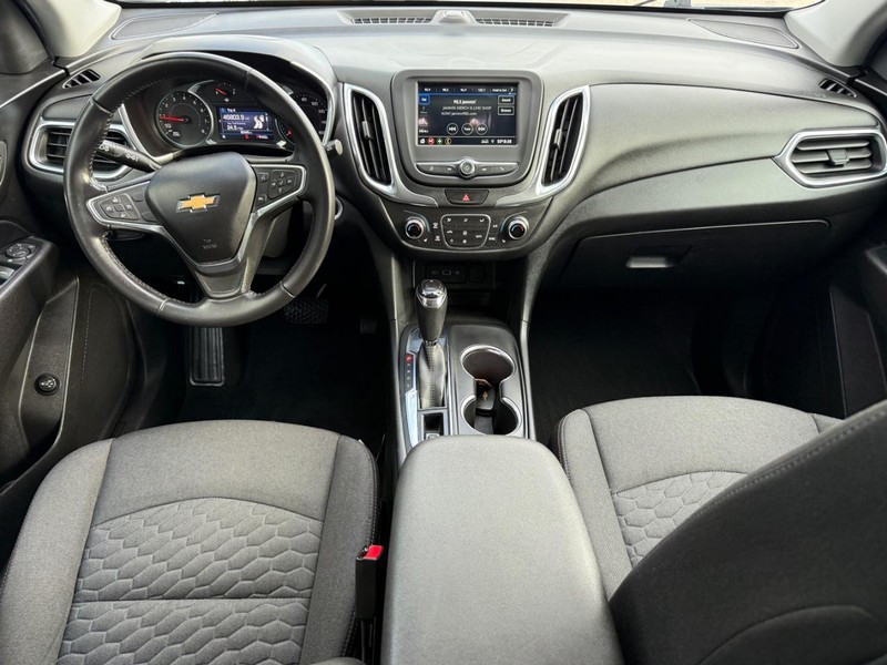 Chevrolet Equinox Vehicle Full-screen Gallery Image 13