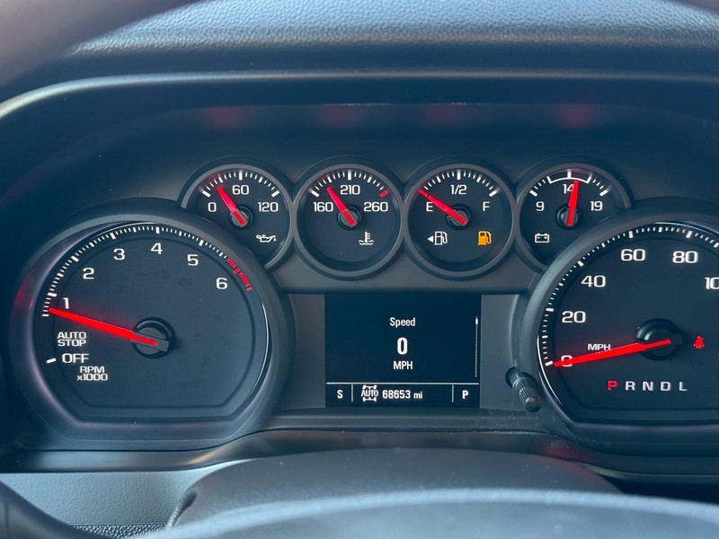 Chevrolet Silverado 1500 Vehicle Full-screen Gallery Image 20