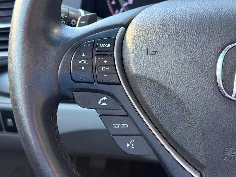 Acura RDX Vehicle Full-screen Gallery Image 20