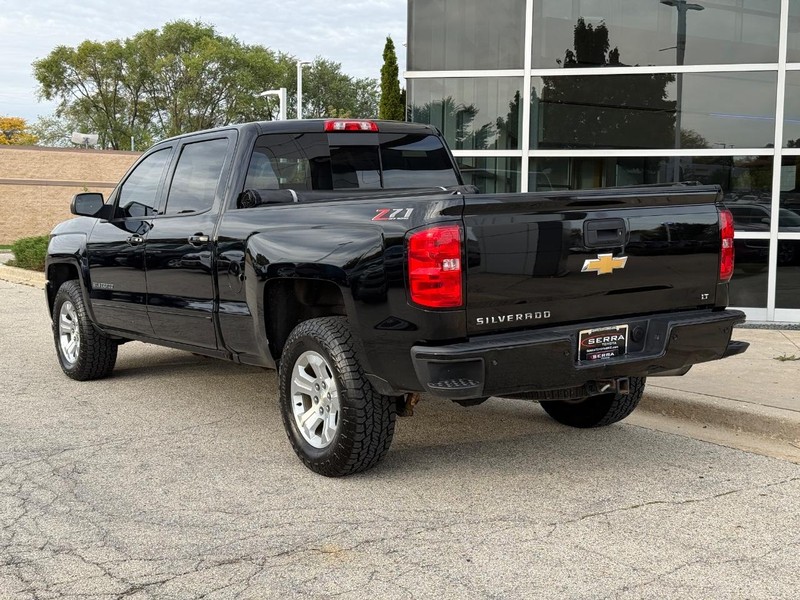 Chevrolet Silverado 1500 Vehicle Full-screen Gallery Image 05