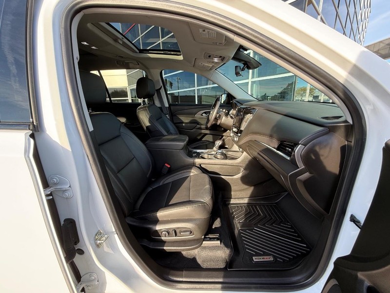 Chevrolet Traverse Vehicle Full-screen Gallery Image 10