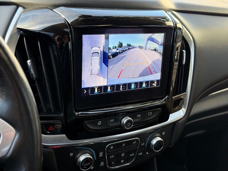 Chevrolet Traverse Vehicle Full-screen Gallery Image 20