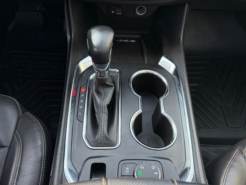 Chevrolet Traverse Vehicle Full-screen Gallery Image 22