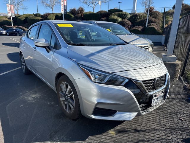 more details - nissan versa