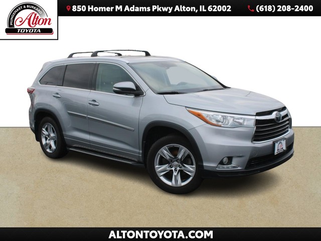 2015 Toyota Highlander Limited at Mungenast Alton Toyota Scion in Alton IL