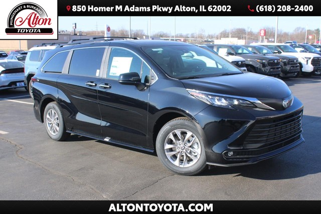 2025 Toyota Sienna XLE at Mungenast Alton Toyota Scion in Alton IL