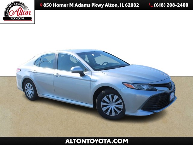 2018 Toyota Camry Hybrid LE at Mungenast Alton Toyota Scion in Alton IL