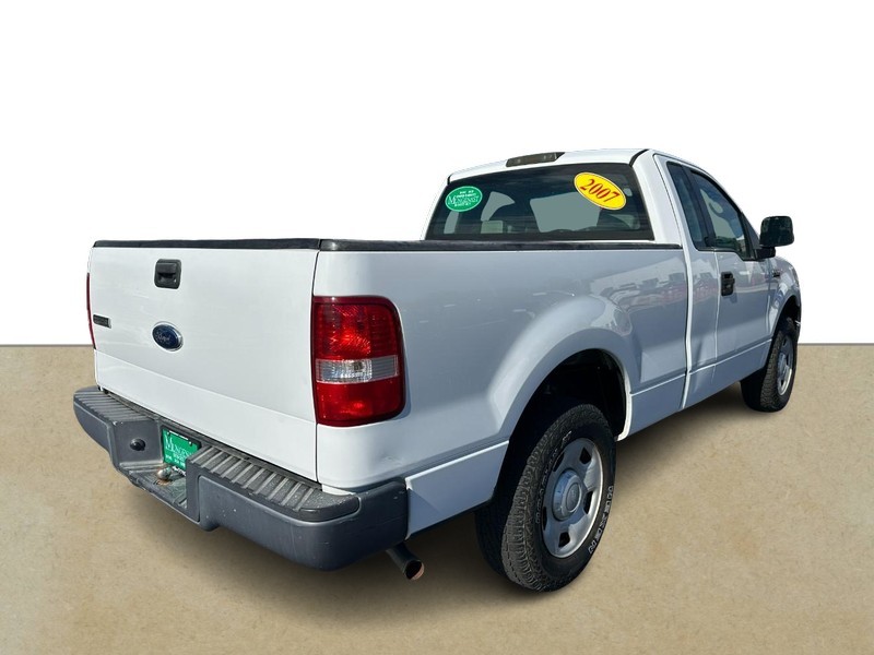 Ford F-150 Vehicle Full-screen Gallery Image 03