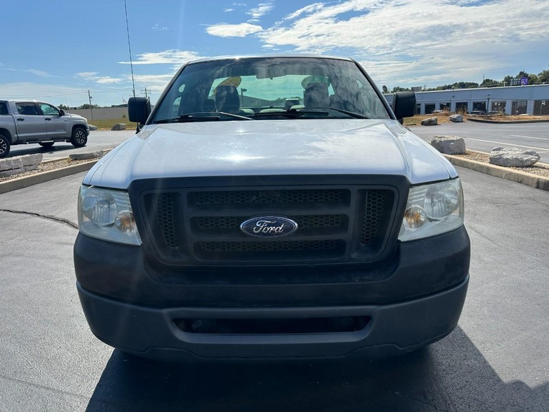 Ford F-150 Vehicle Full-screen Gallery Image 07