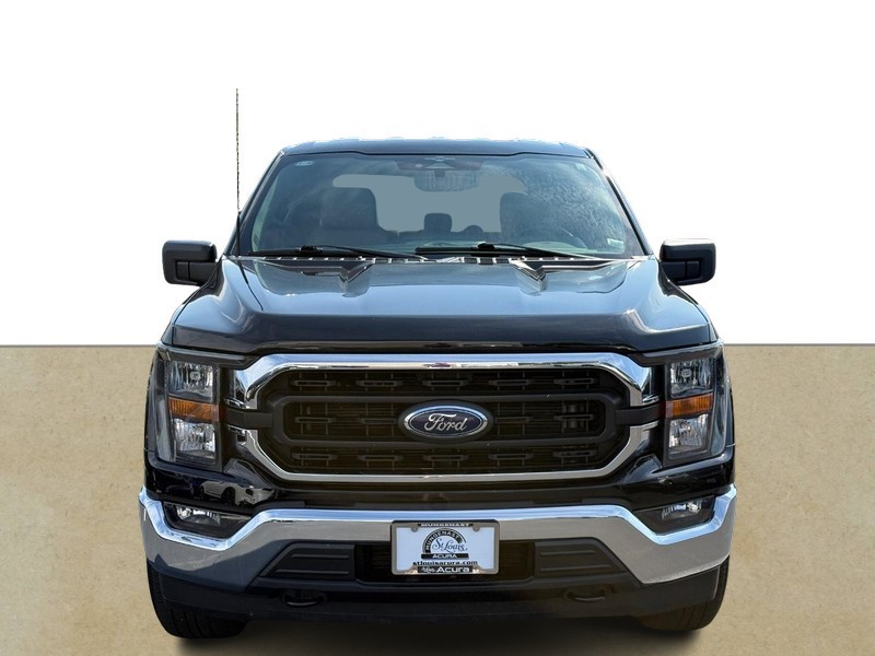 Ford F-150 Vehicle Full-screen Gallery Image 10