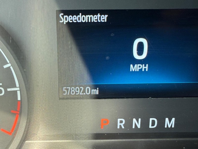 Ford F-150 Vehicle Full-screen Gallery Image 21