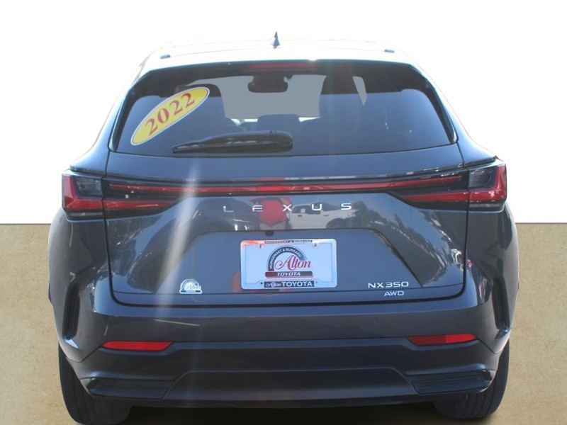 Lexus NX Vehicle Full-screen Gallery Image 04