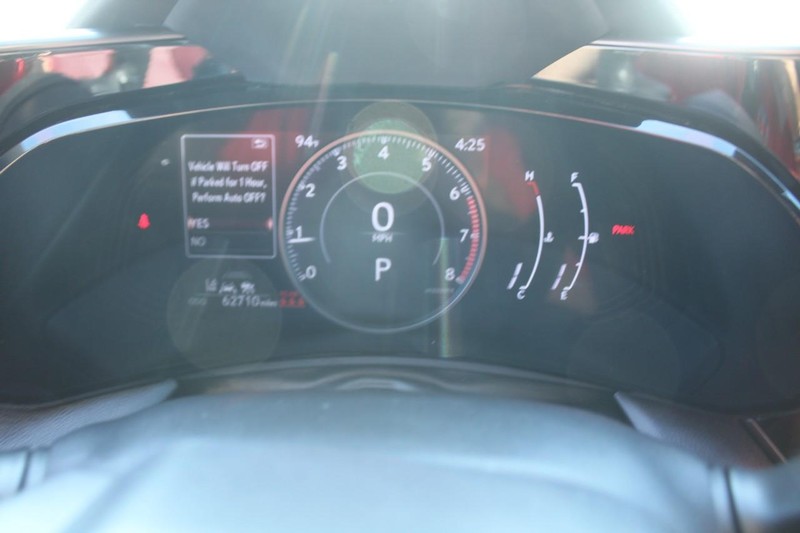 Lexus NX Vehicle Full-screen Gallery Image 17