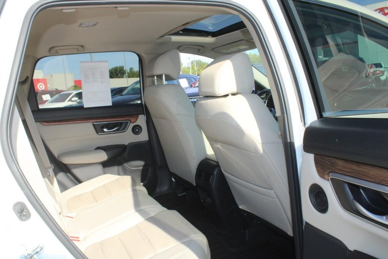 Honda CR-V Vehicle Full-screen Gallery Image 09