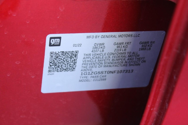 Chevrolet Malibu Vehicle Full-screen Gallery Image 16