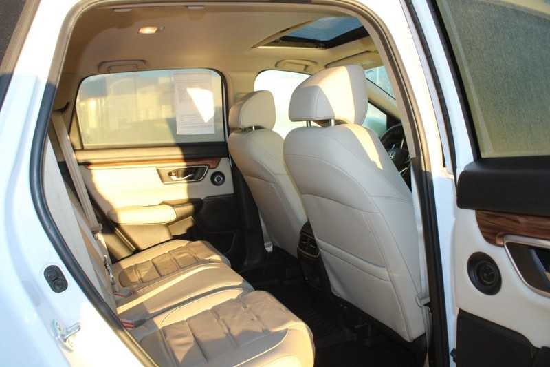 Honda CR-V Vehicle Full-screen Gallery Image 09