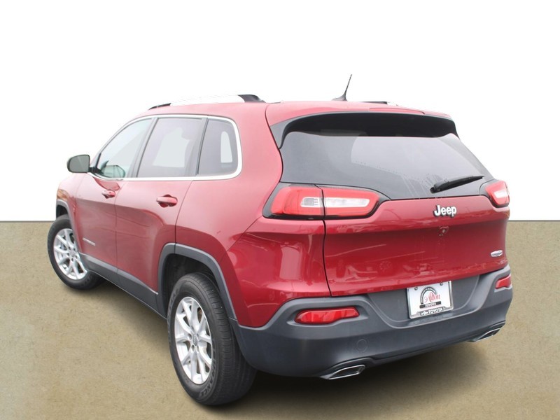 Jeep Cherokee Vehicle Full-screen Gallery Image 05
