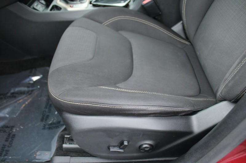 Jeep Cherokee Vehicle Full-screen Gallery Image 15