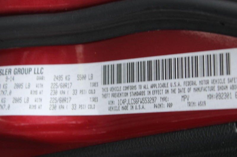 Jeep Cherokee Vehicle Full-screen Gallery Image 16