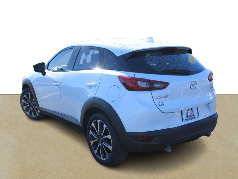 Mazda CX-3 Vehicle Full-screen Gallery Image 05