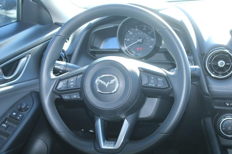 Mazda CX-3 Vehicle Full-screen Gallery Image 11