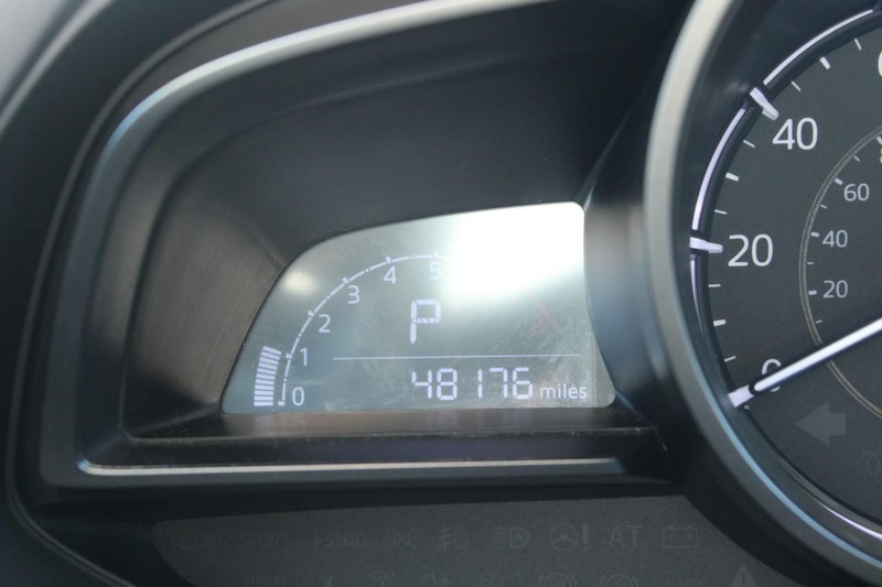 Mazda CX-3 Vehicle Full-screen Gallery Image 18