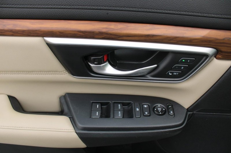 Honda CR-V Vehicle Full-screen Gallery Image 14