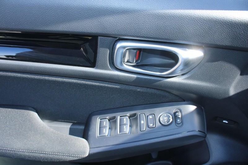 Honda Civic Sedan Vehicle Full-screen Gallery Image 14